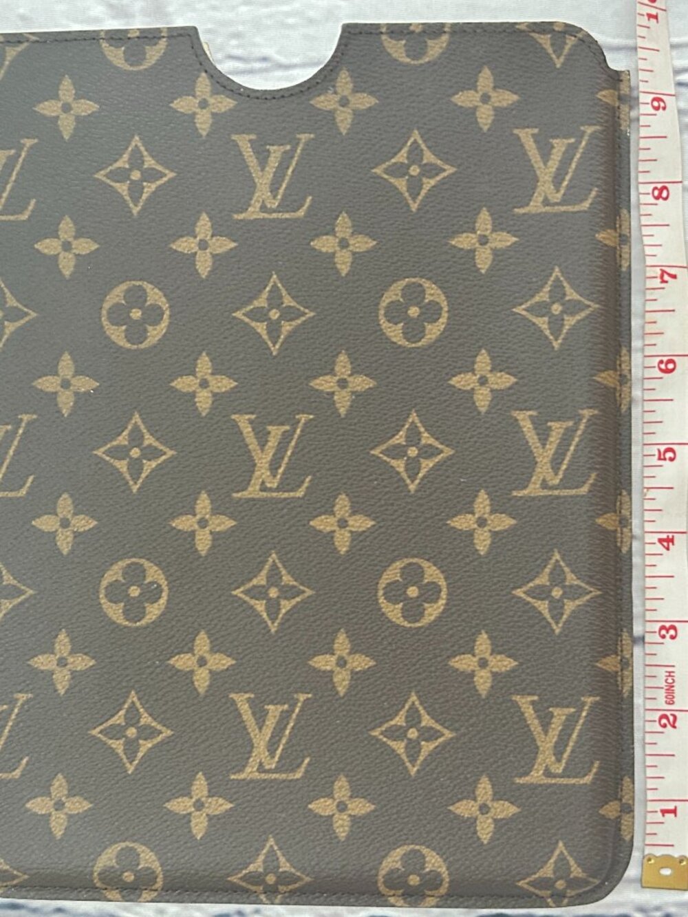 Louis Vuitton Monogram Canvas iPad Hard Case with Dust Bag - Picture 15 of 16